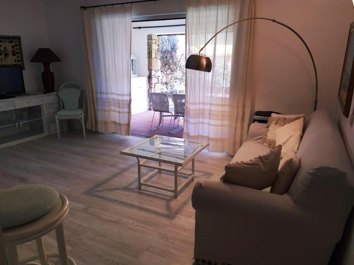 Sole&Luna Apartments Porto Rotondo Exterior photo