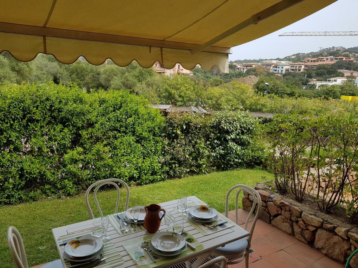 Sole&Luna Apartments Porto Rotondo Exterior photo